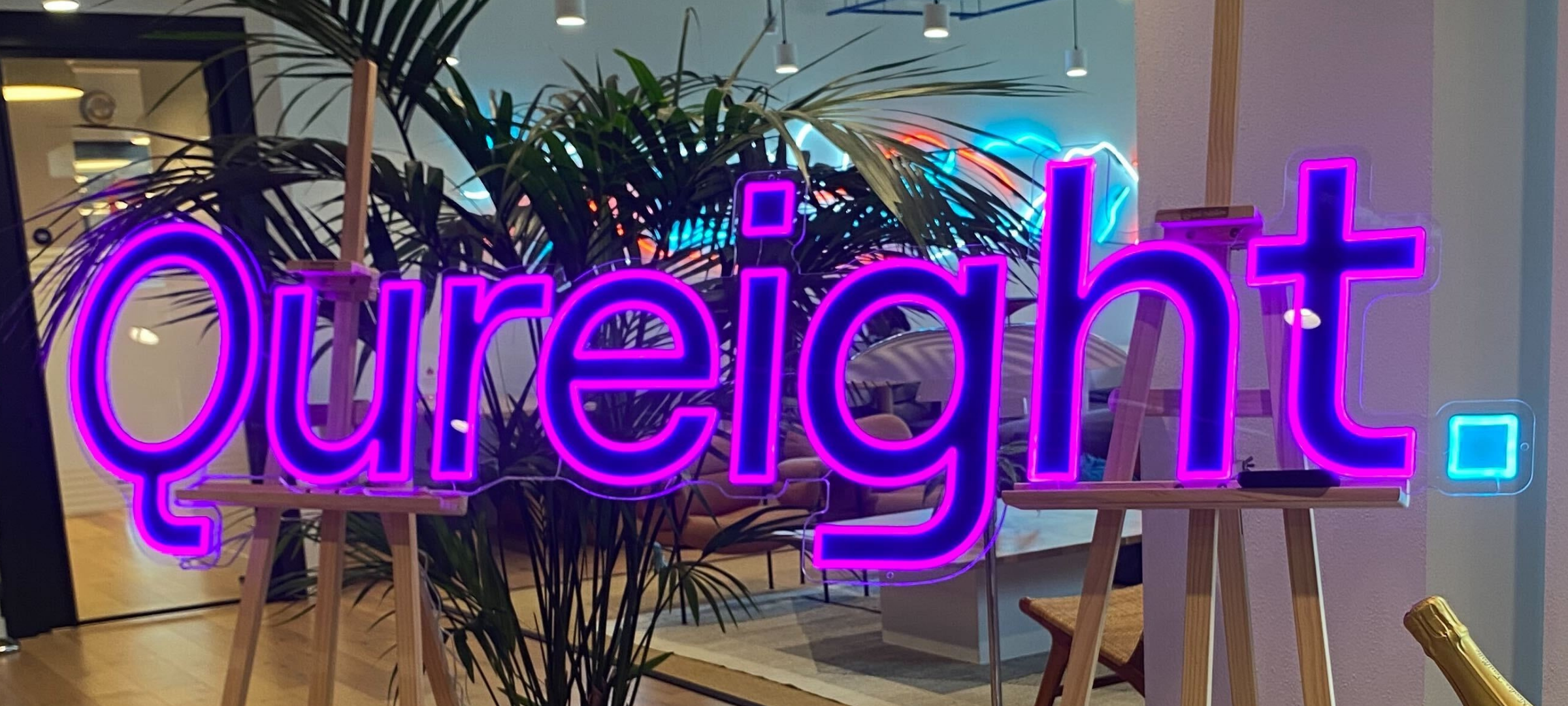 QUREIGHT'S NEON TRANSFORMATION
