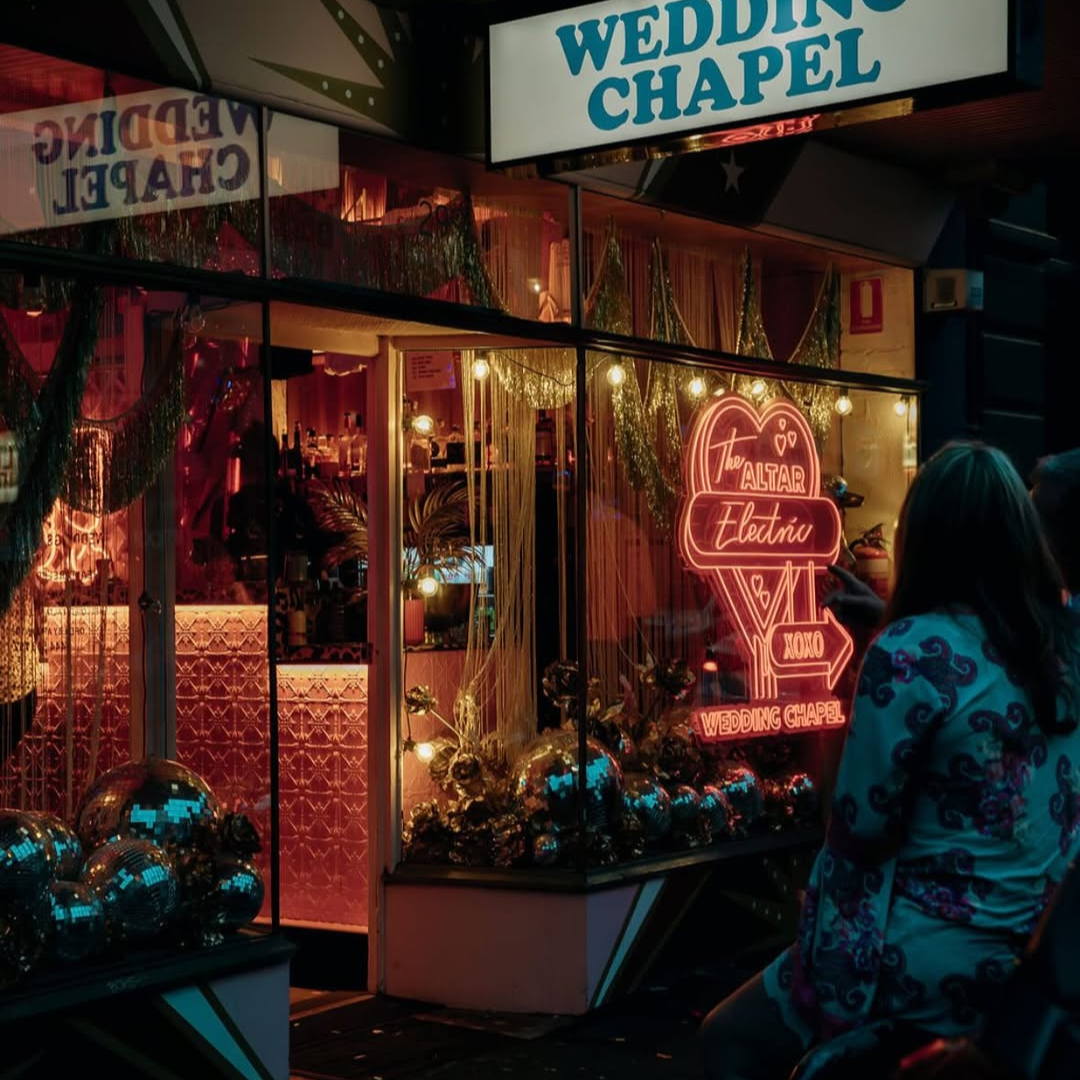 the-altar-electric-creative_execution_image-1