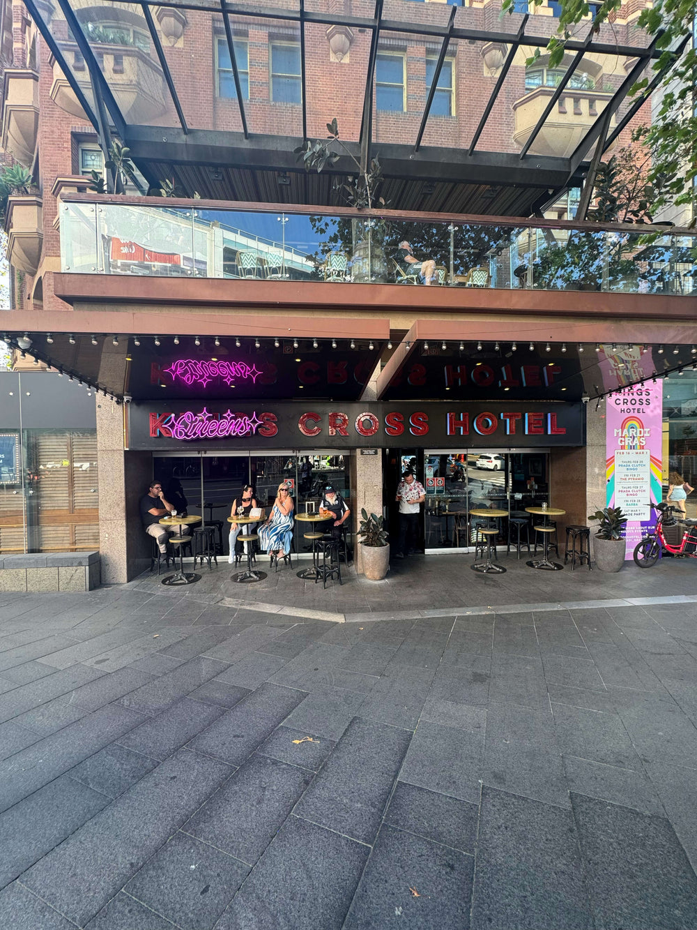 the-kings-cross-hotel-creative_execution_image