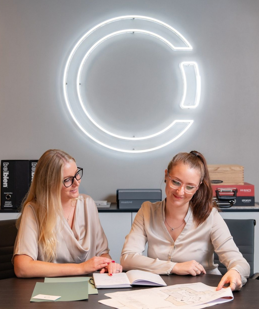 LED Neon Business Sign by Kings Of Neon 